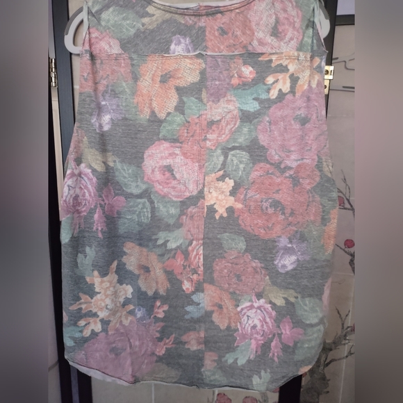 We The Free Tropical Gardenia Top Size XS - Picture 5 of 7